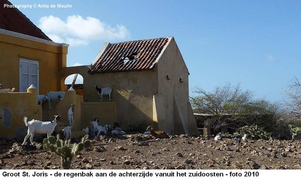 32. Groot St. Joris regenbak achterzijde 2010